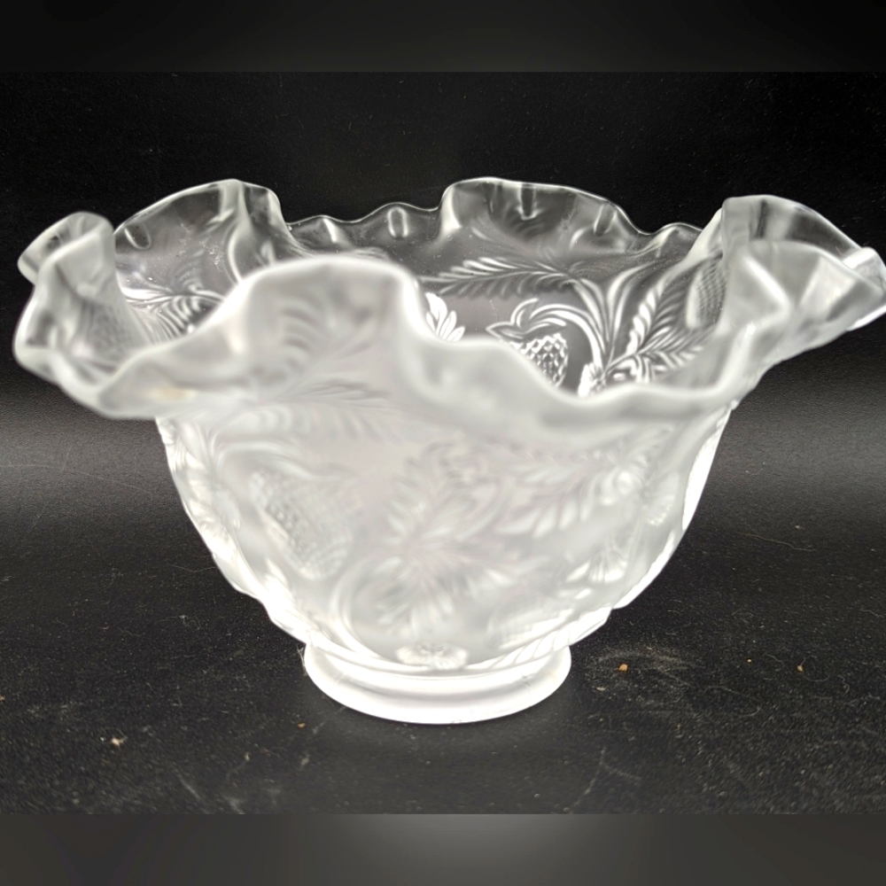 Vintage Fenton Ruffle Frosted Satin Embossed Strawberry Strawberries Vine Art - Picture 8 of 9